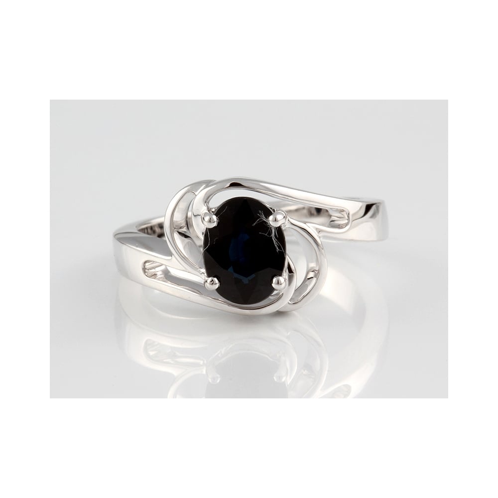 9ct White Gold Oval Sapphire Ring  1.47ct