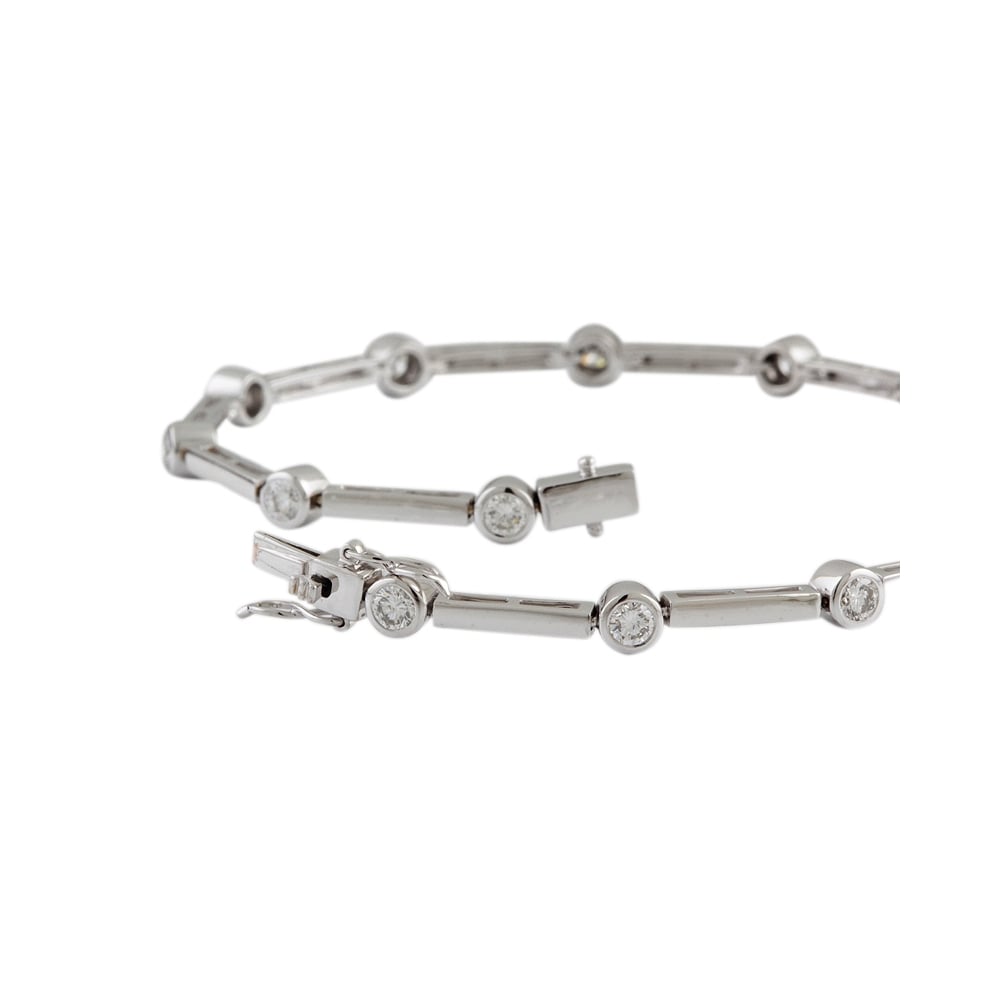 9ct White Gold Fancy Link Diamond Bracelet 1.29ct