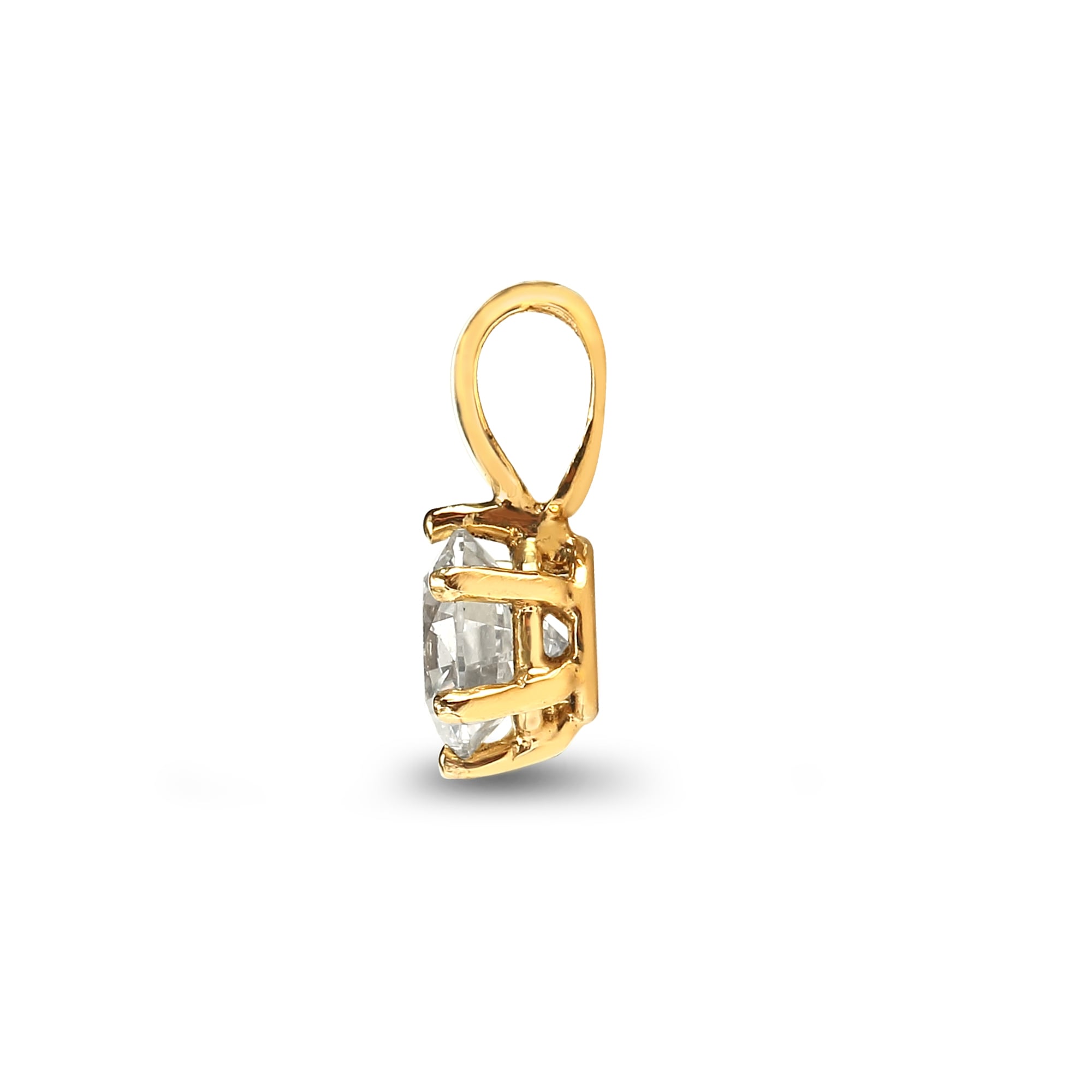 18ct Yellow Gold 15pts Claw set Pendant