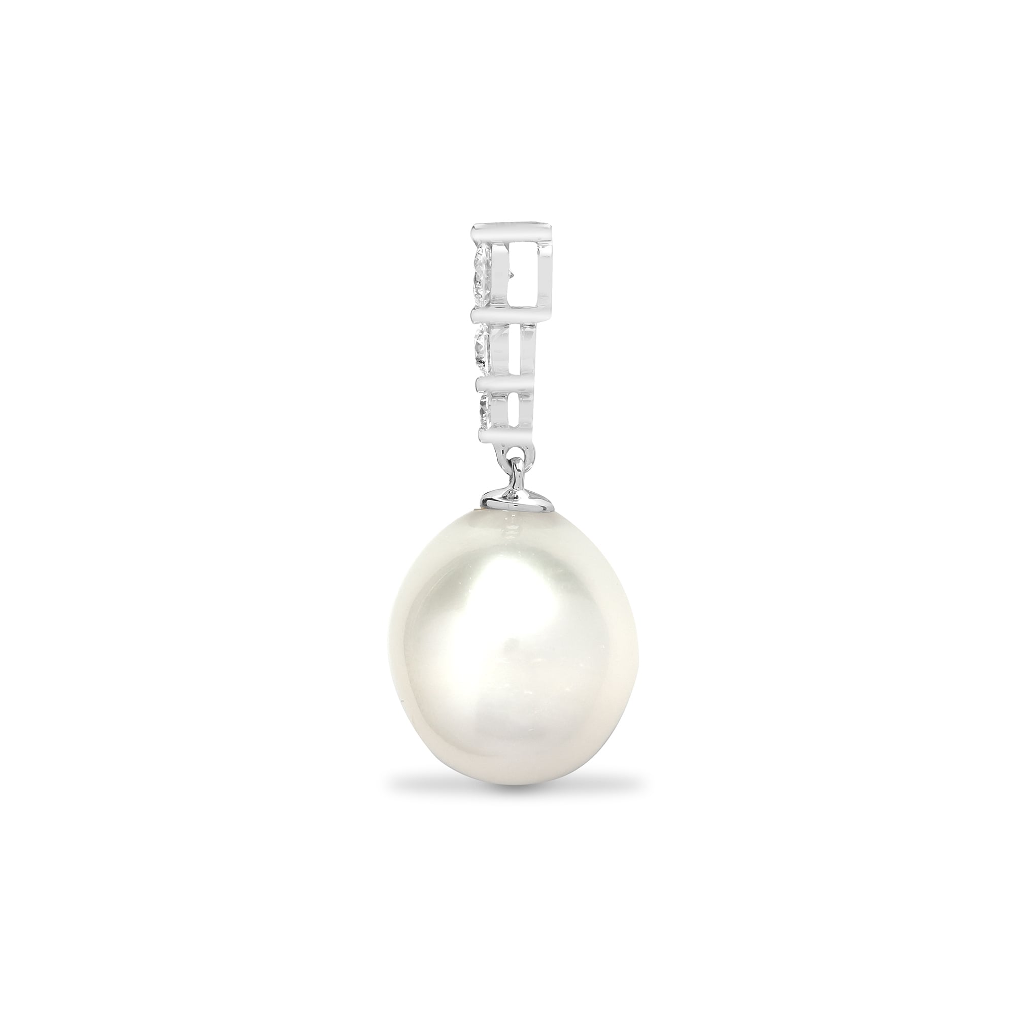 18ct White 20pts Diamond & Pearl Pendant