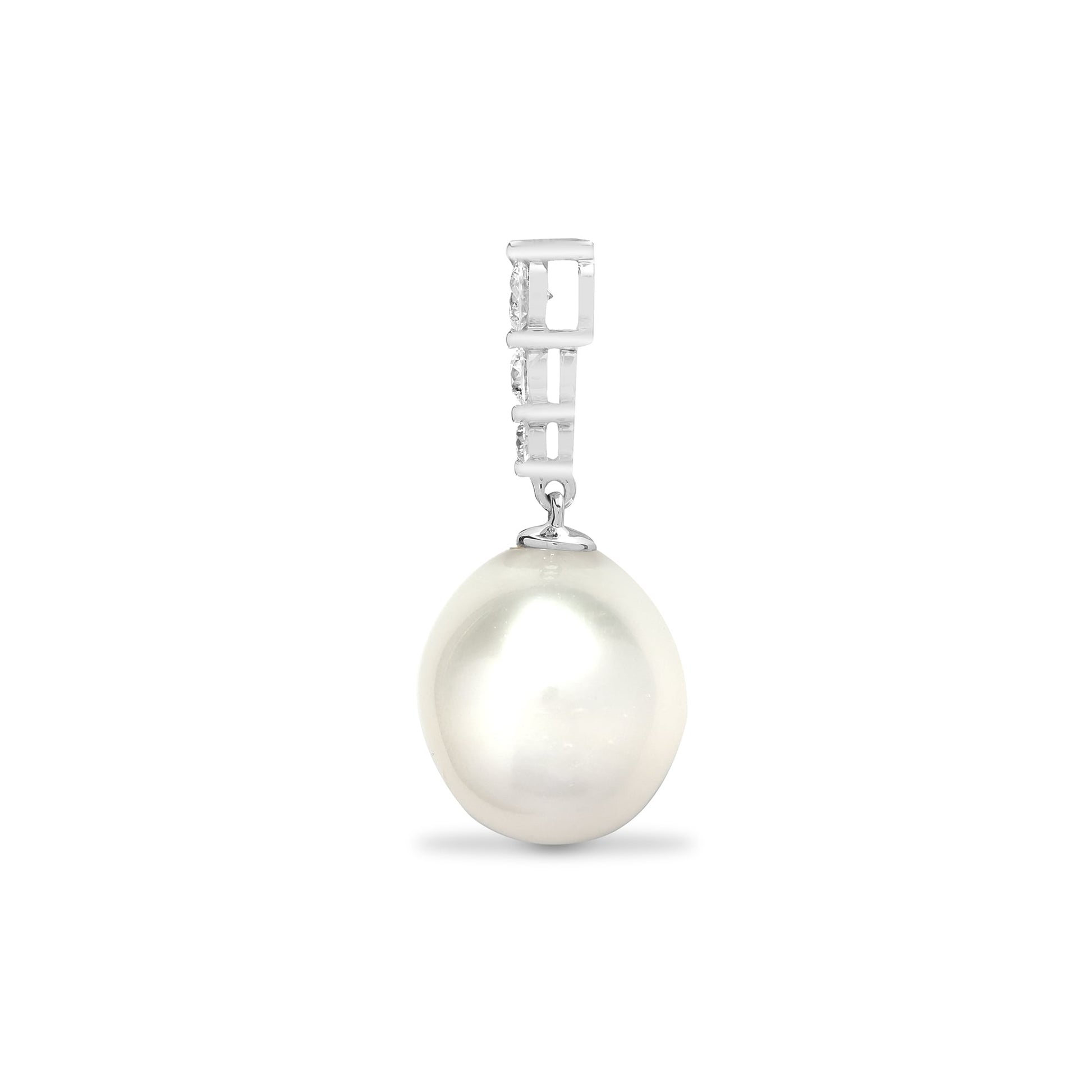 18ct White 20pts Diamond & Pearl Pendant