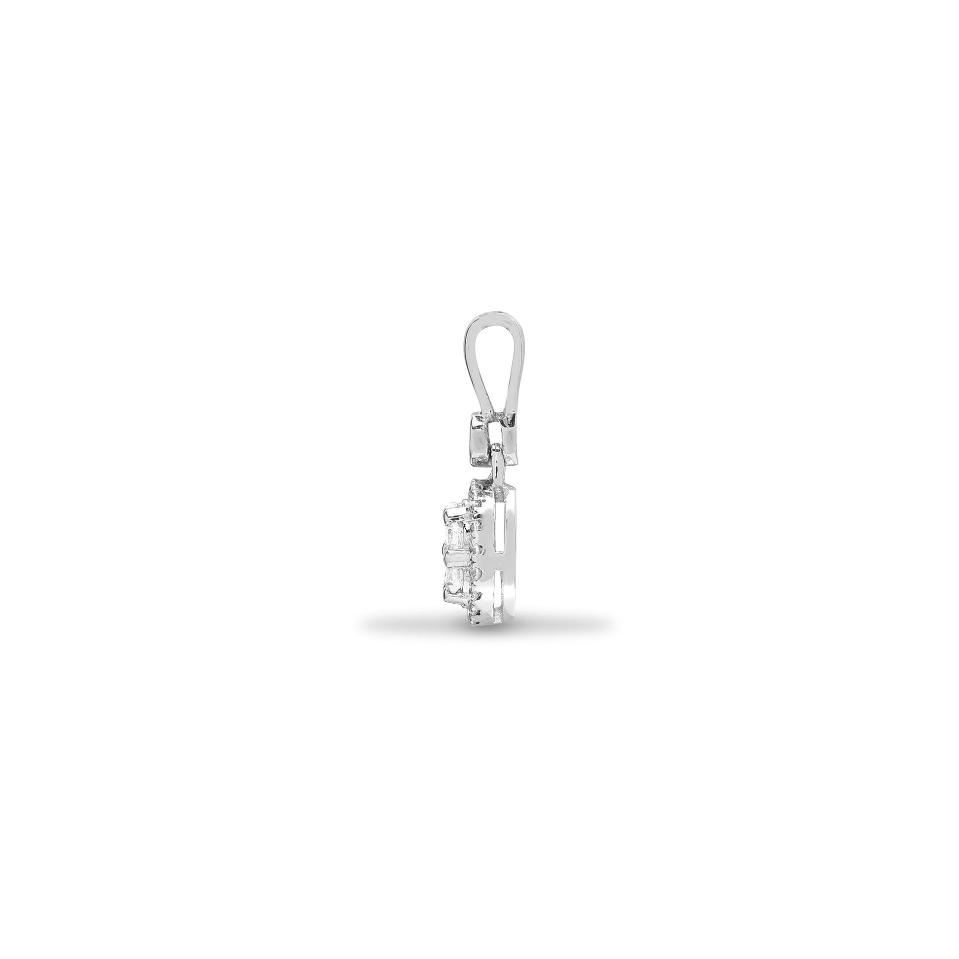 18ct White 0.20ct Diamond Cluster Pendant