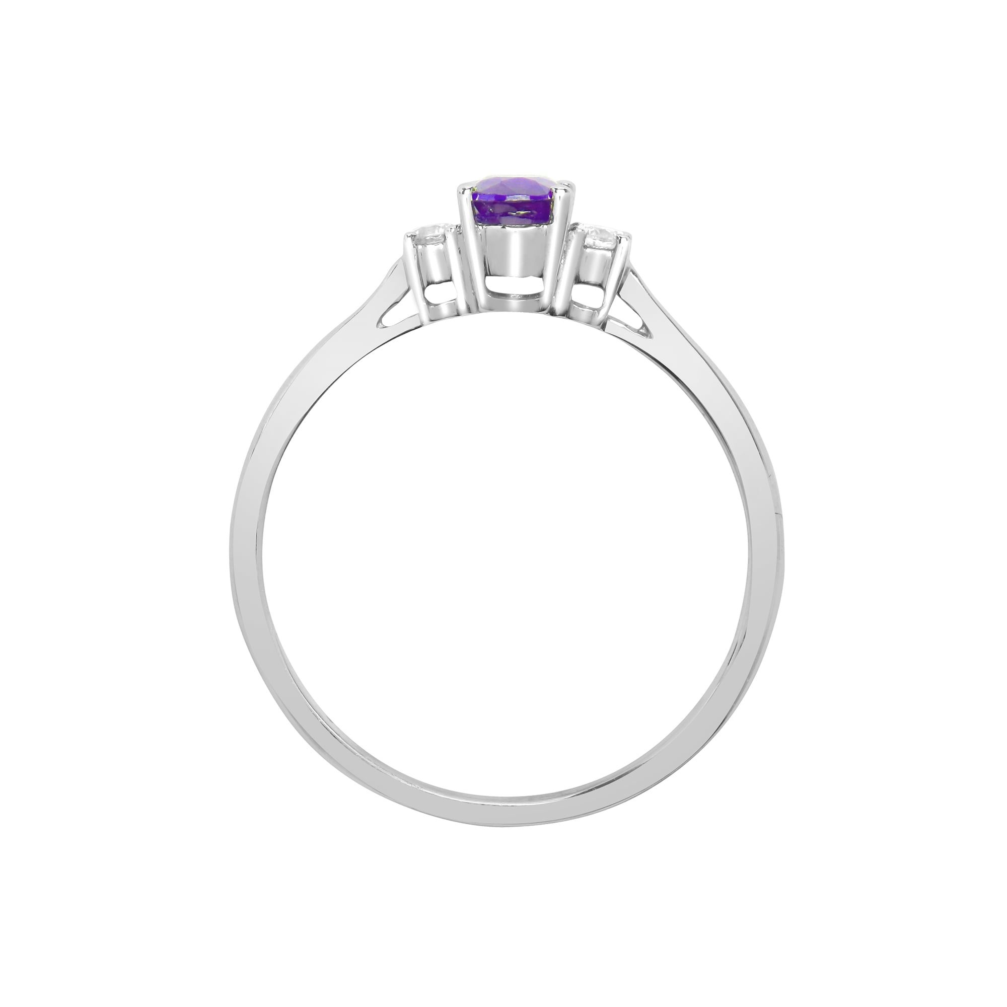 18ct White Gold D-8pt Amethyst-40pt 3 Stone Ring
