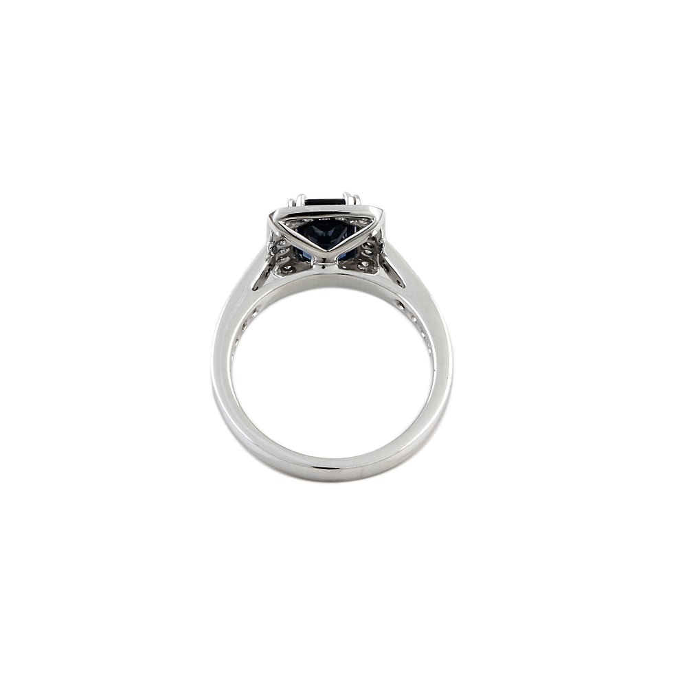 9ct White Gold Blue Sapphire and Diamond Cluster Ring