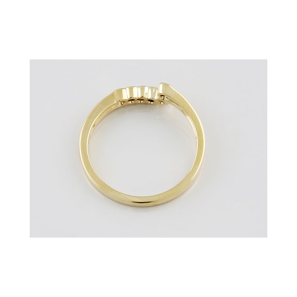 9ct Yellow Gold Diamond and Sapphire Ring