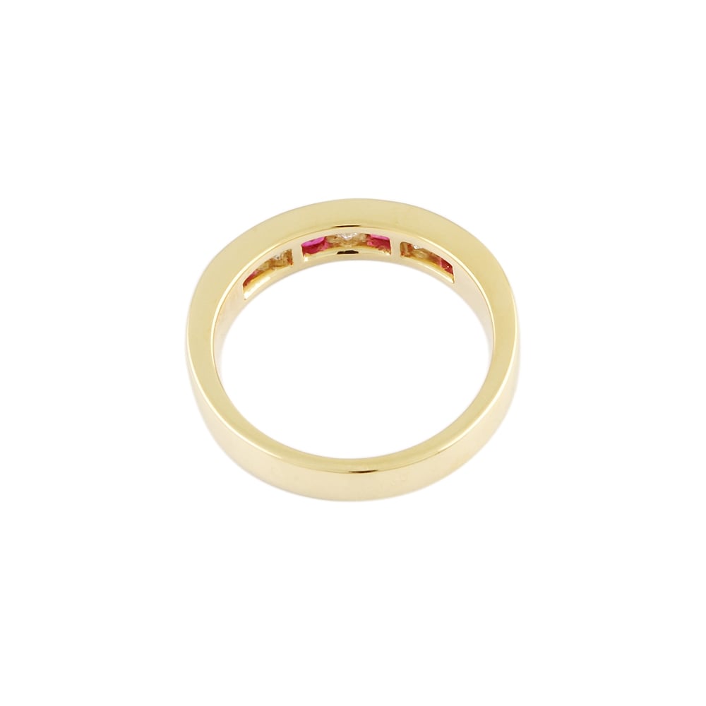 9ct Yellow Gold Ruby0.48ct and Diamond 0.28ct Ring