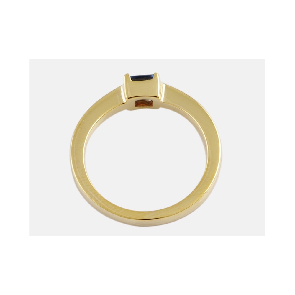 9ct Yellow Gold Blue Sapphire Single Stone Ring