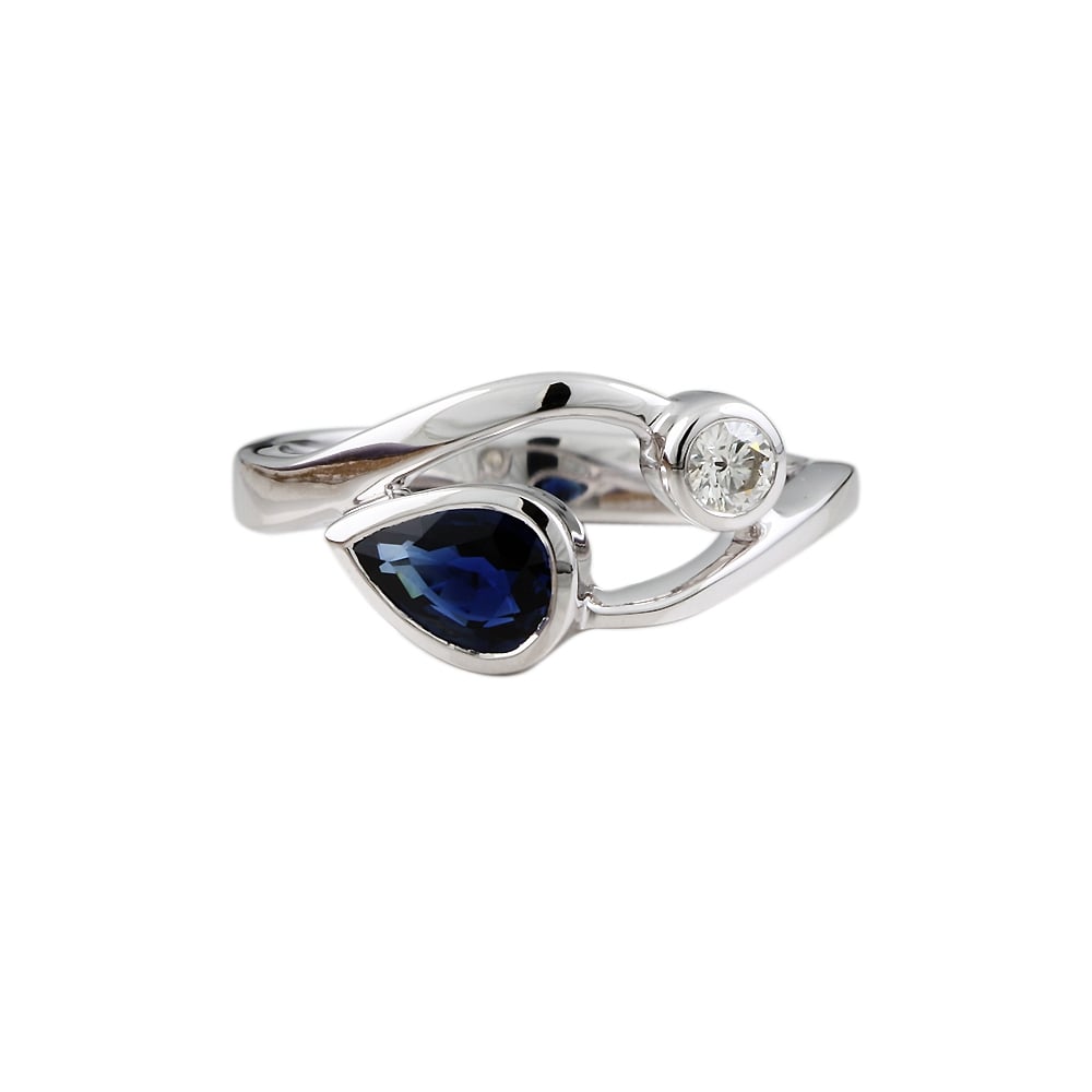 Platinum Diamond 0.12CT and Sapphire Ring 0.80CT