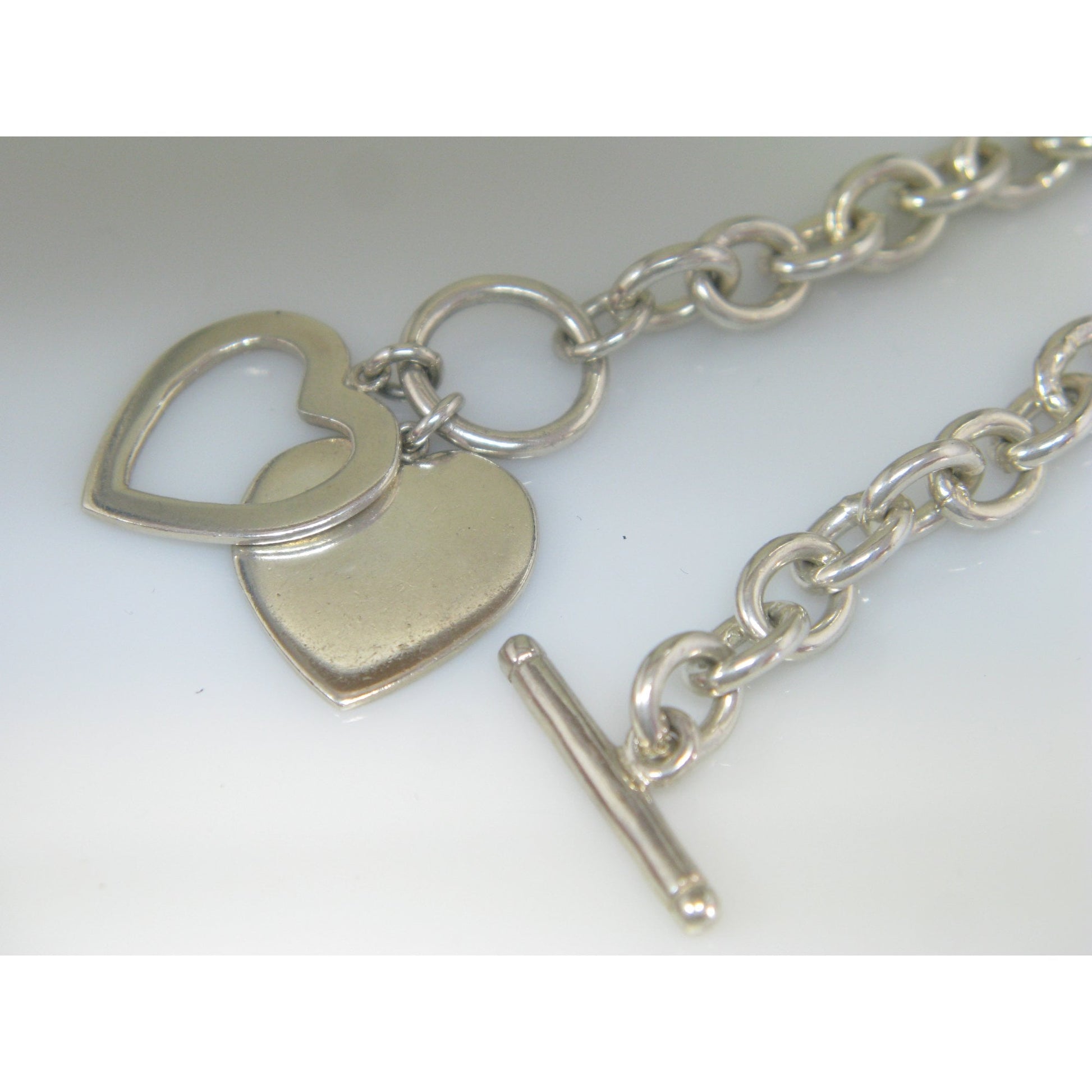 Silver Chain With T-Bar Fastening And Heart Detail 18 Inches In Length