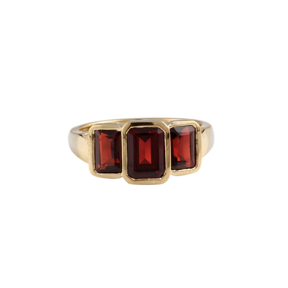 9ct Yellow Gold Garnet Three Stone Ring 3.36ct