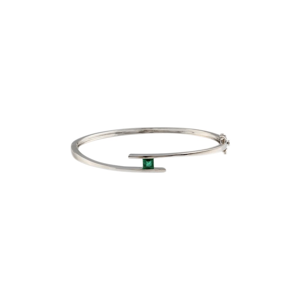 9ct White Gold Hinged Single Stone Emerald Bangle 0.49ct