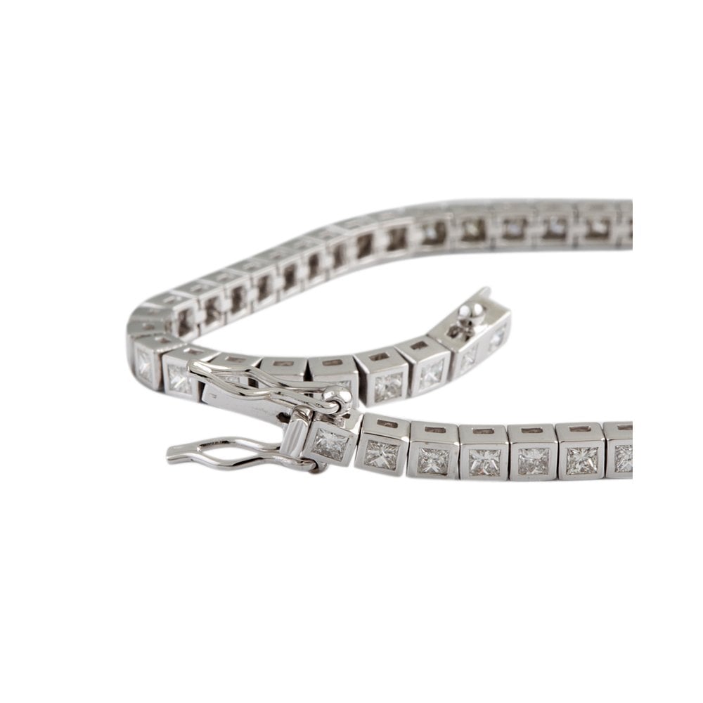 9ct White Gold Diamond Line Bracelet 3.17ct