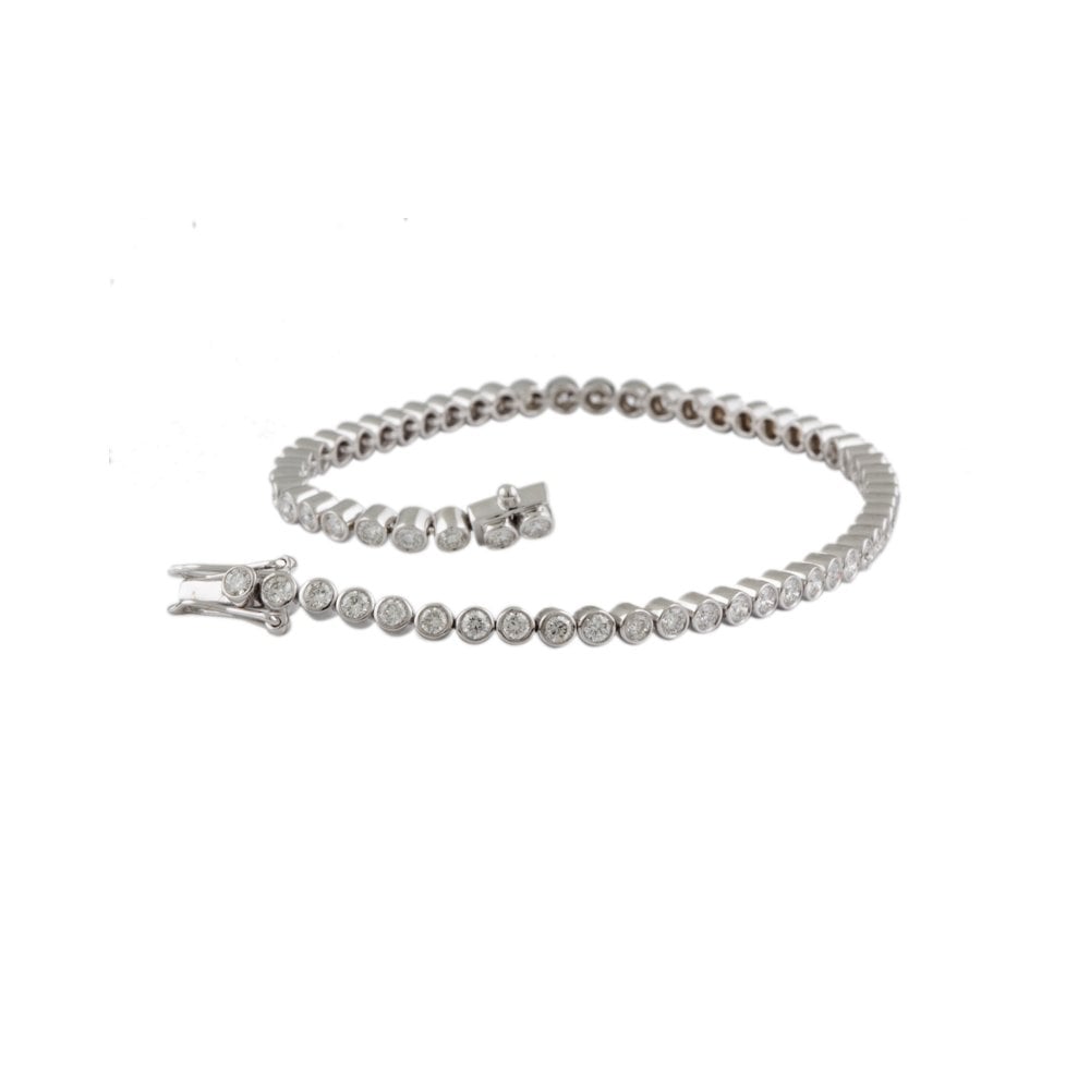 9ct White Gold Diamond Tennis Bracelet 2.35ct