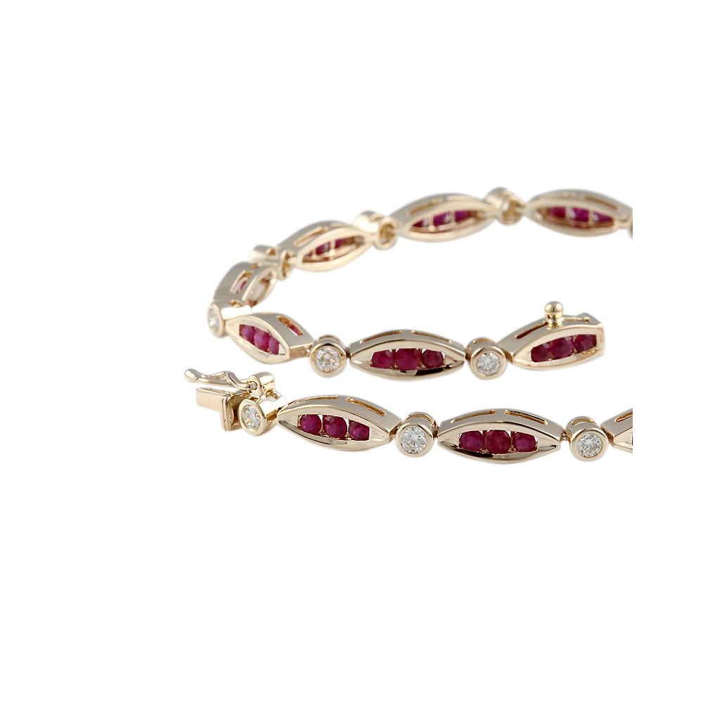9ct Yellow Gold Ruby 2.03ct And Diamond 0.68ct Fancy Link Bracelet