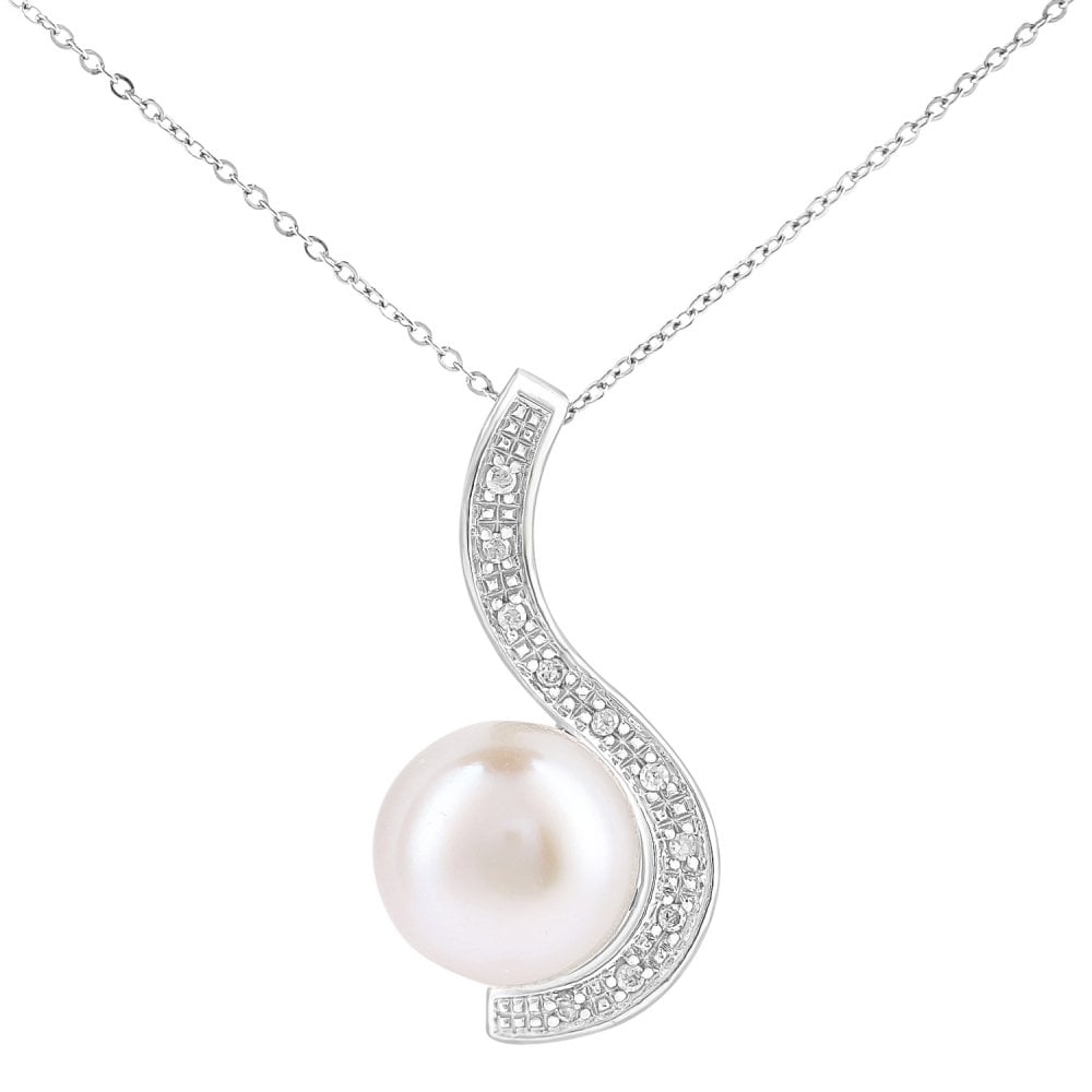 SPARKLD 9ct White Gold Cultured Pearl 0.05ct Diamond Pendant Necklace