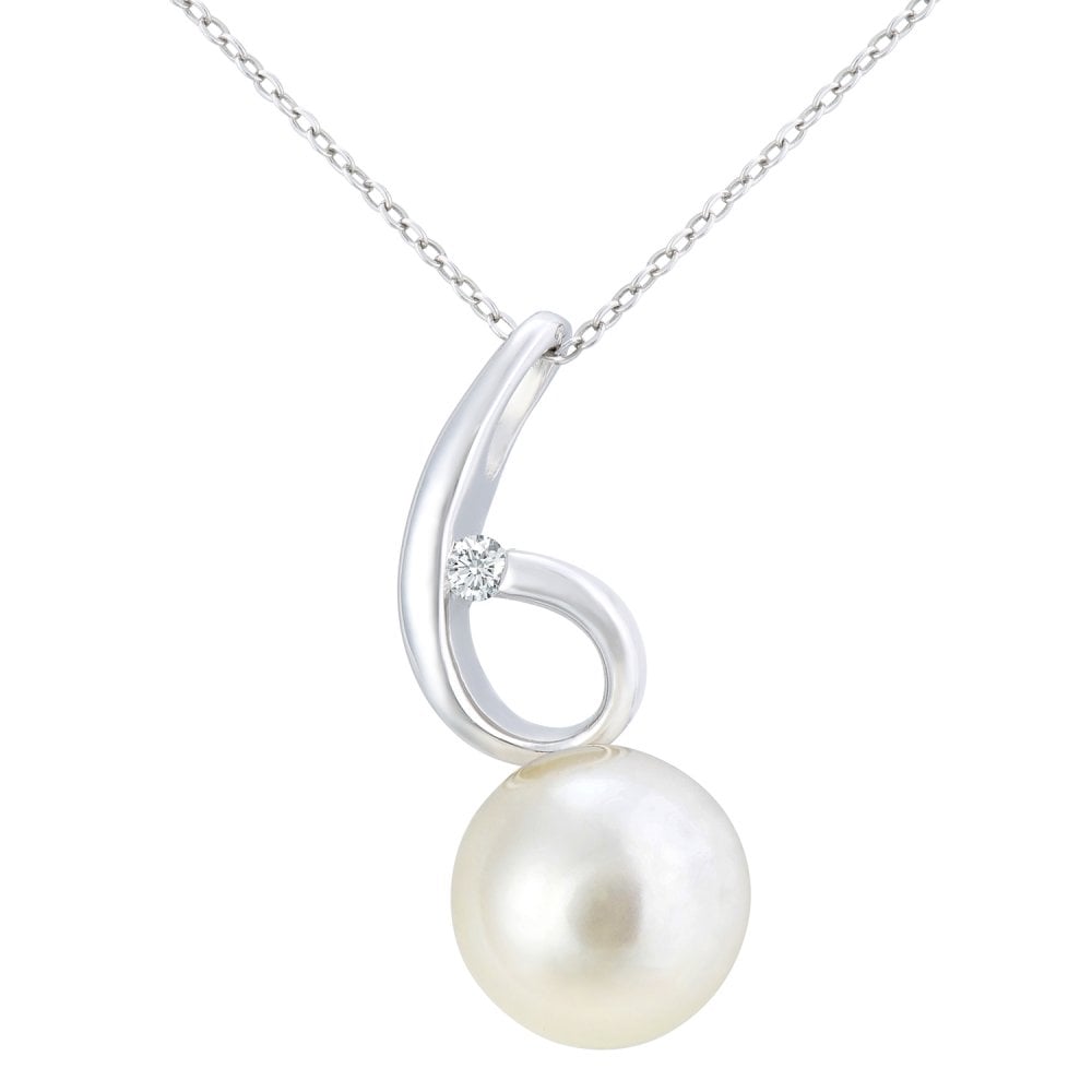 SPARKLD 9ct White Gold Cultured Pearl and 0.03ct Diamond Pendant Necklace