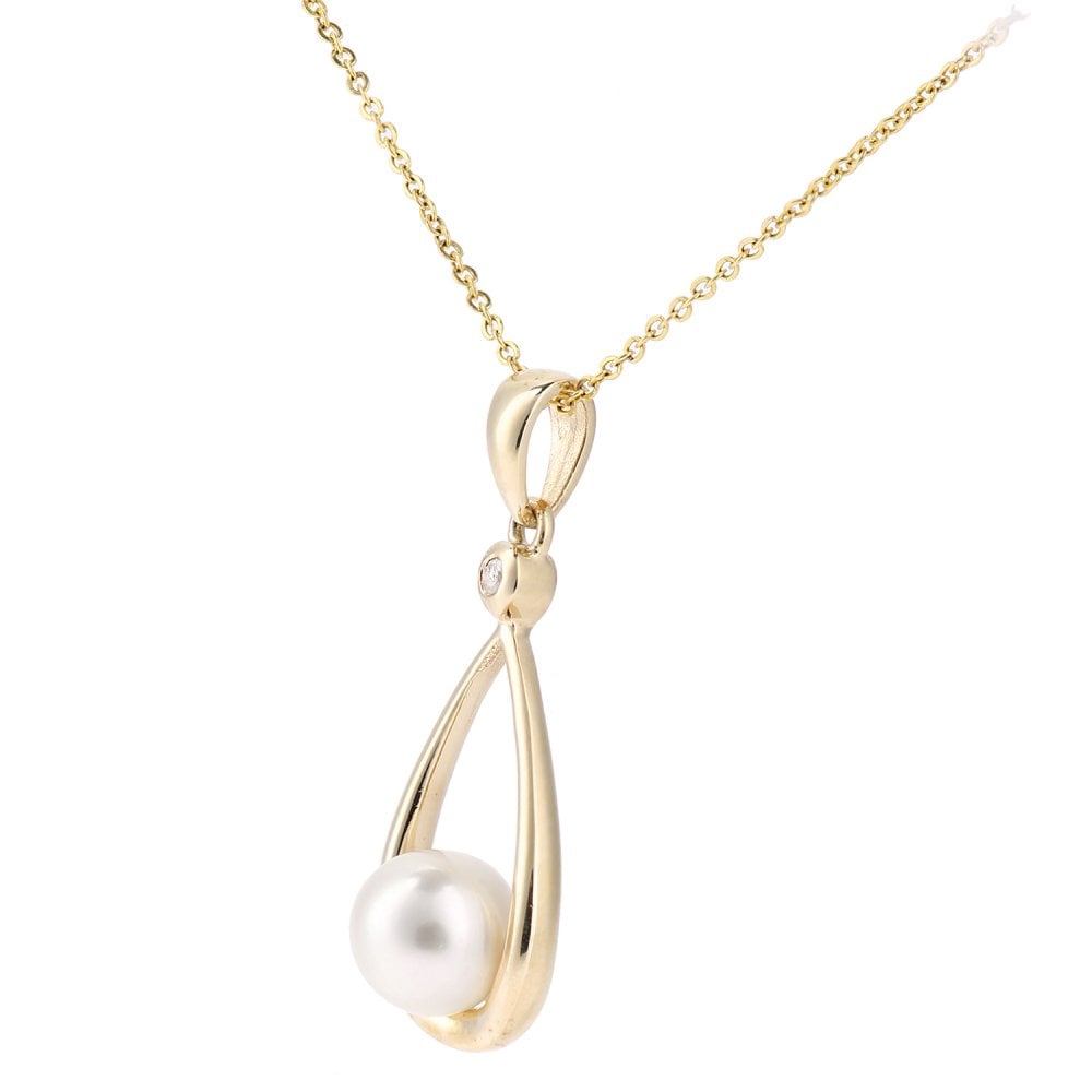 SPARKLD 9ct Yellow Gold Cultured Pearl and 0.01ct Diamond Teardrop Pendant Necklace
