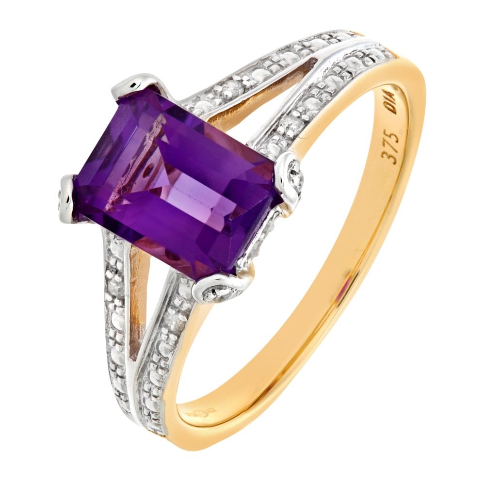 SPARKLD 9ct Yellow Gold 0.13ct Diamond Set Collette and Shoulders with Single Stone Amethyst Ring