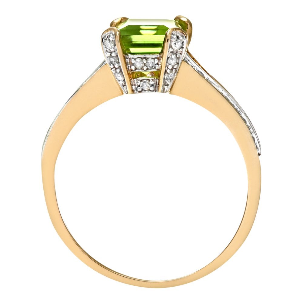 SPARKLD 9ct Yellow Gold Single Stone Peridot with 0.13ct Diamond Set Collette and Shoulders Ring