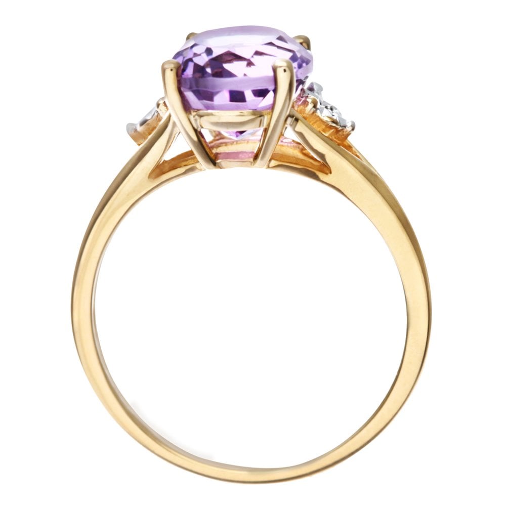 SPARKLD 9ct Yellow Gold Round Brilliant Cut Oval Amethyst and 0.01ct Diamond Ring