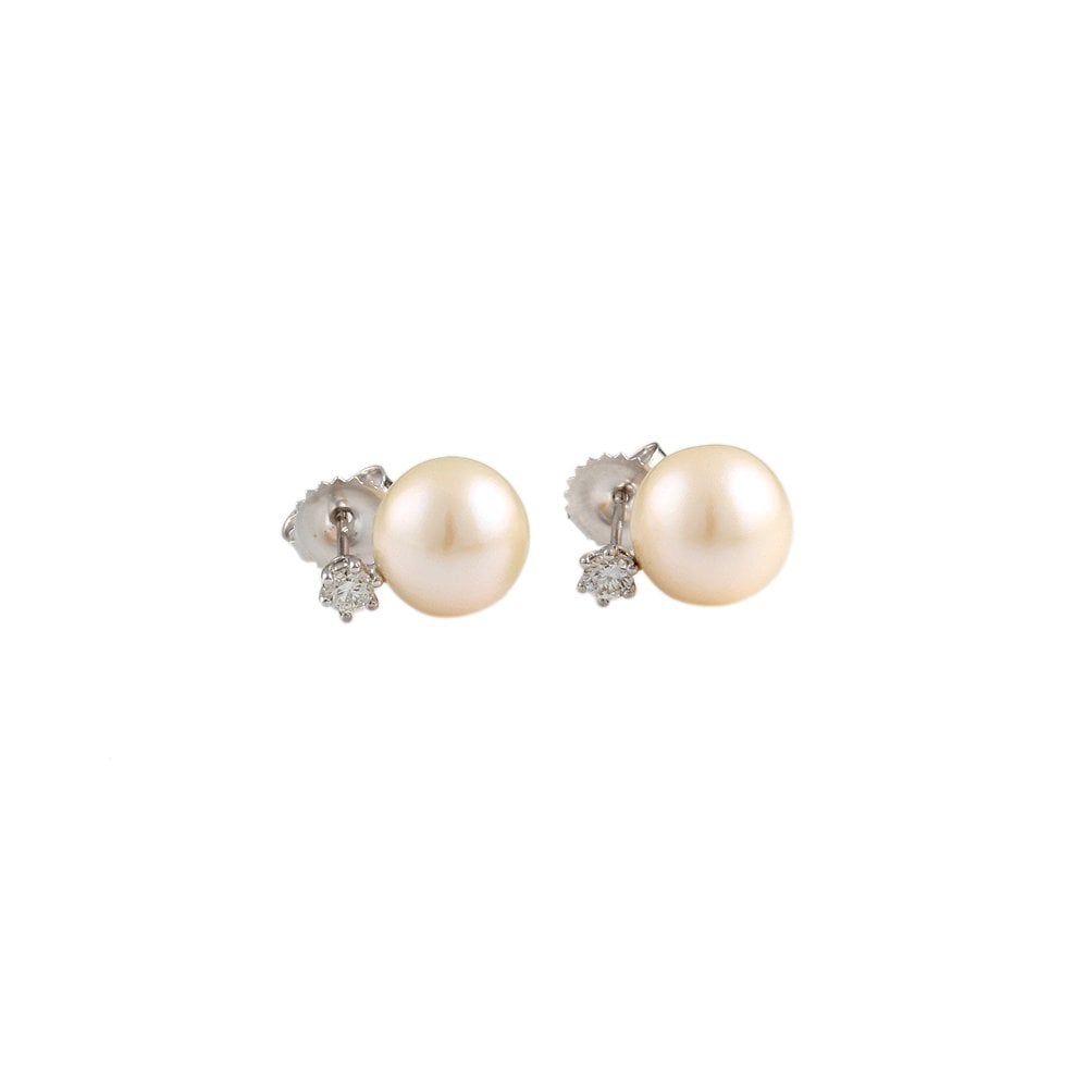 White Gold 0.20ct Round Brilliant Cut Diamond and 15mm Pearl Drop Earrings