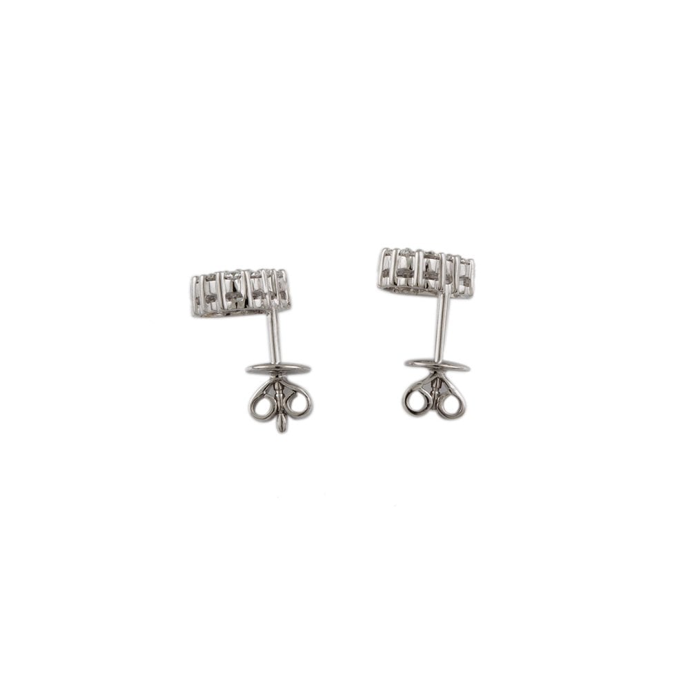 White Gold 0.34ct Round Brilliant Cut Diamond Heart Shaped Stud Earrings