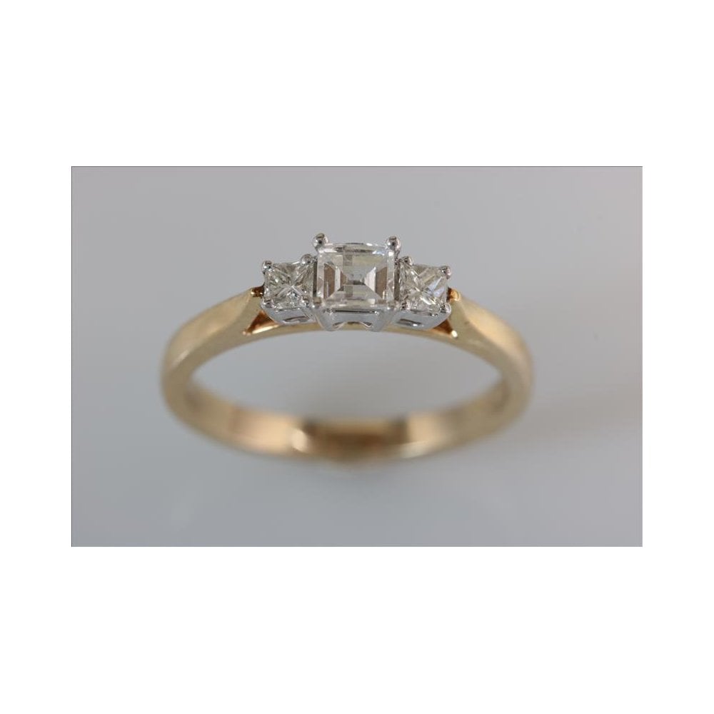 9ct Yellow And White Gold Three Stone Diamond Ring 0.48ct