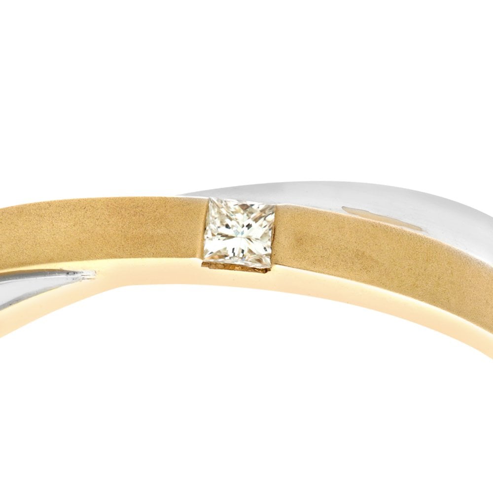 Ladies 9ct Yellow Gold Princess Cut Diamond Crossover Ring