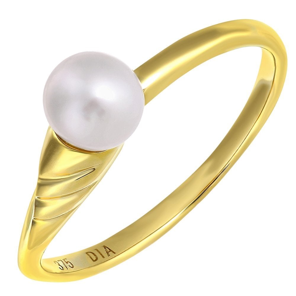 SPARKLD 9ct Yellow Gold And Cultured Pearl Ring