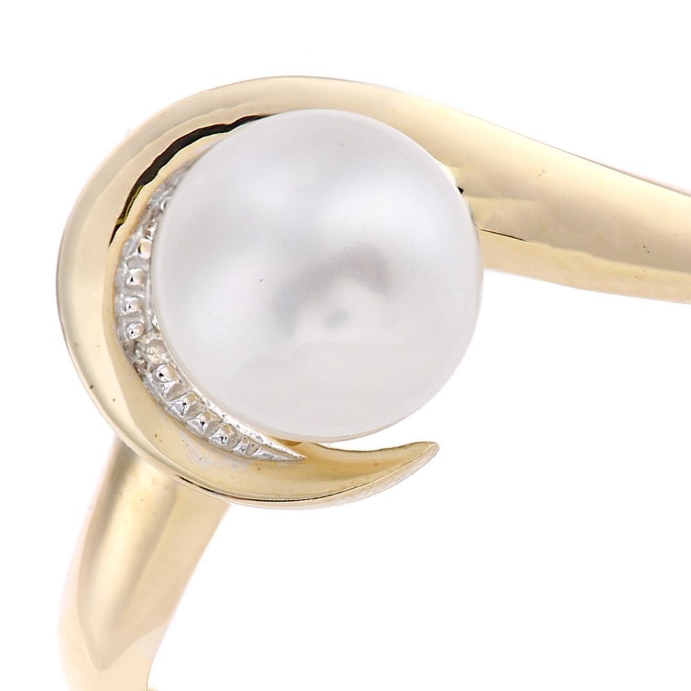 SPARKLD 9ct Yellow Gold Diamond And Cultured Pearl Ring