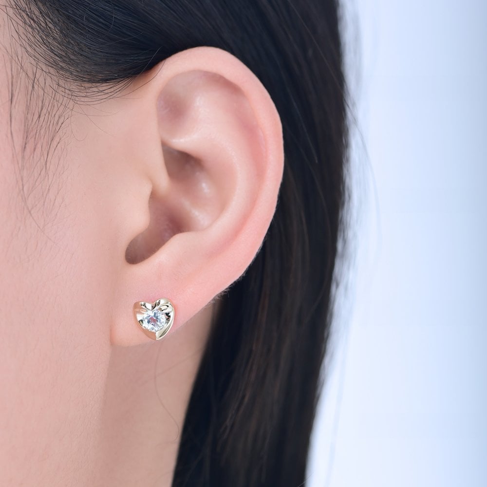 SPARKLD 9ct Yellow Gold Blue Topaz Heart Stud Earrings