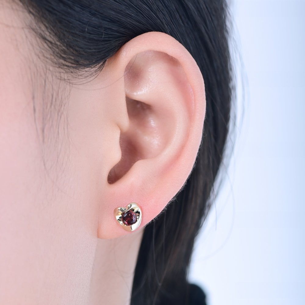 SPARKLD 9ct Yellow Gold Garnet Heart Stud Earrings