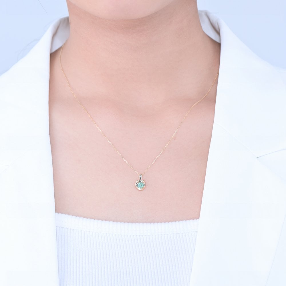 SPARKLD 9ct Yellow Gold Emerald Heart Pendant Necklace