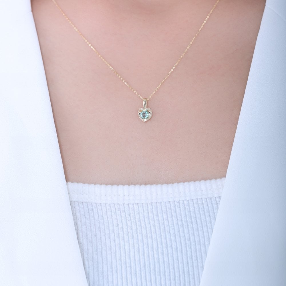 SPARKLD 9ct Yellow Gold Diamond and Emerald Heart Pendant Necklace