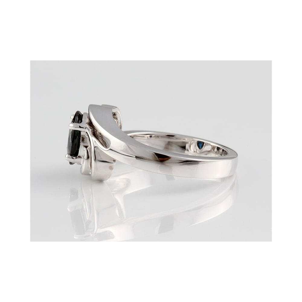 9ct White Gold Oval Sapphire Ring  1.47ct