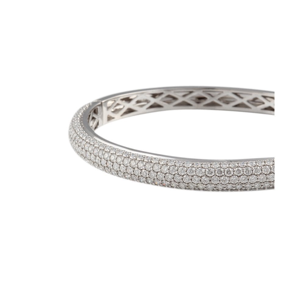 9ct White Gold Hinged Bombay Style Diamond Bangle 4.45ct