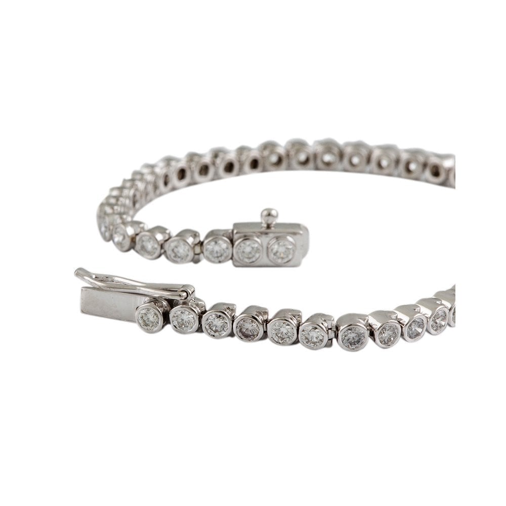 9ct White Gold Diamond Tennis Bracelet 2.53ct