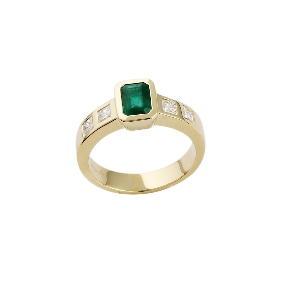 9ct Gold Emerald 0.90ct and Diamond 0.42ct  Ring