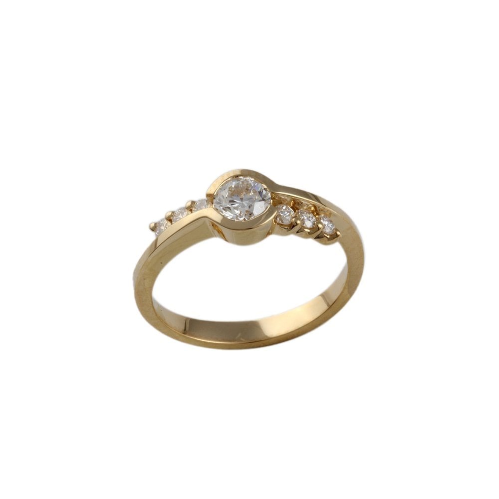 Yellow Gold 0.68ct Round Brilliant Diamond Cluster Ring