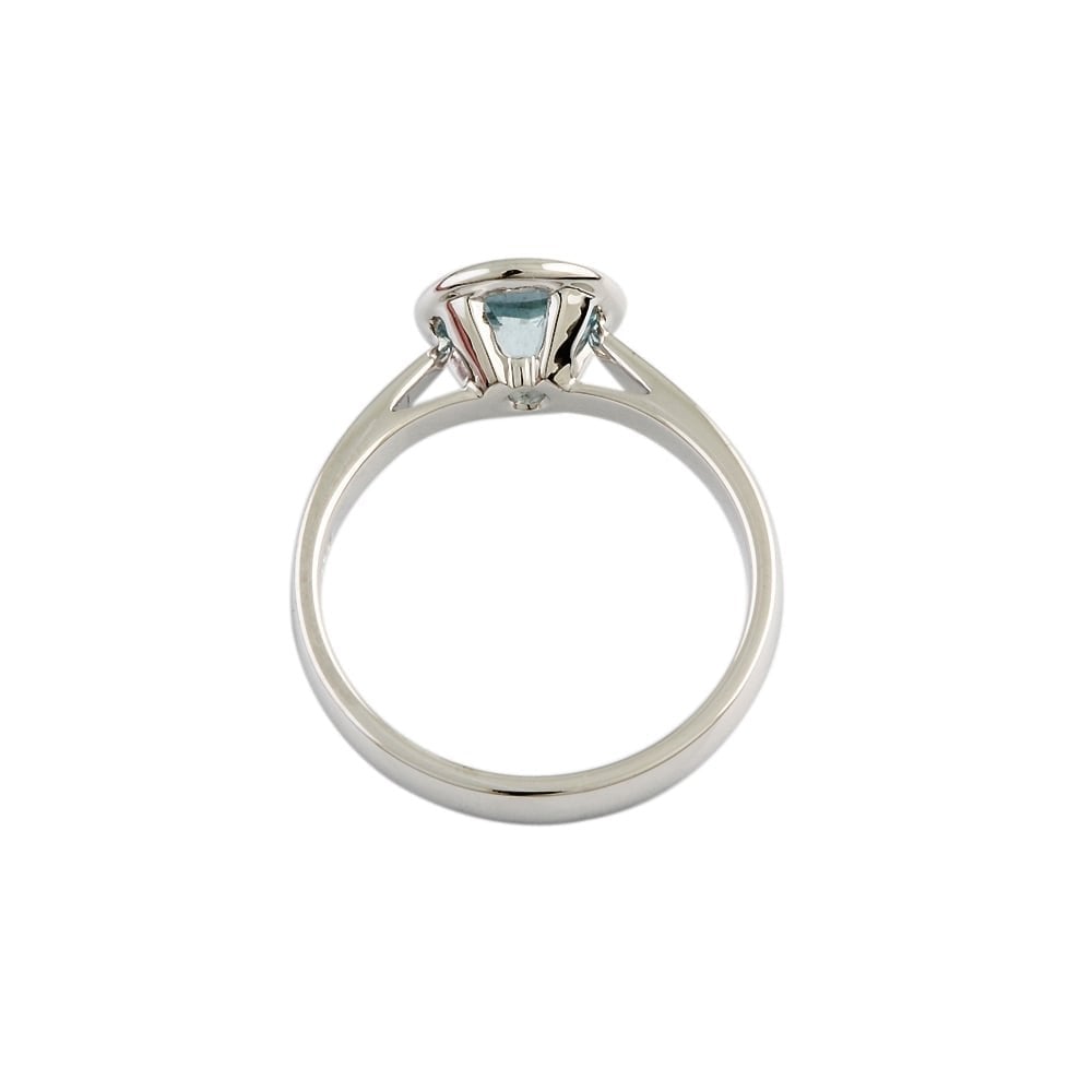 9ct White Gold Aquamarine Single Stone Ring