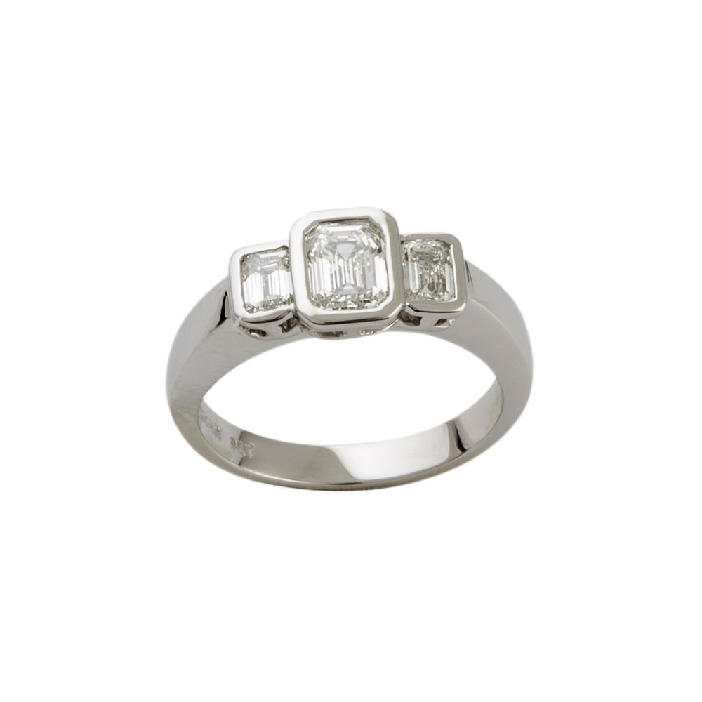 9ct White Gold Three Stone Diamond Ring 0.90ct