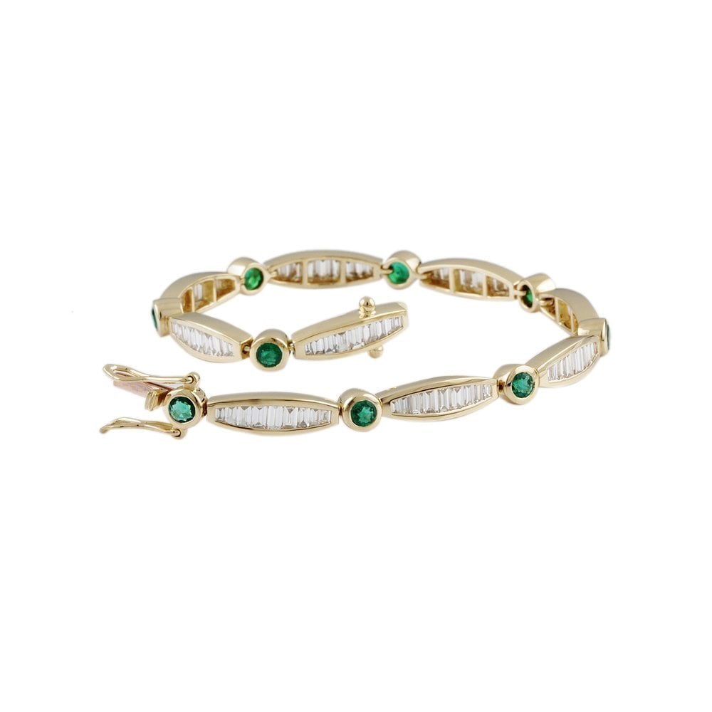 9ct Yellow Gold Emerald 1.44ct And Diamond 3.68ct Statement Bracelet
