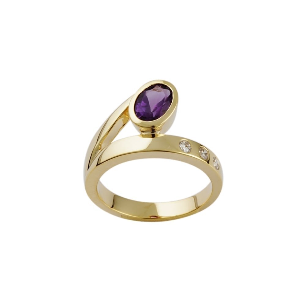 9ct yellow Gold Amethyst 0.69ct and 0.10ct Diamond Dress Ring