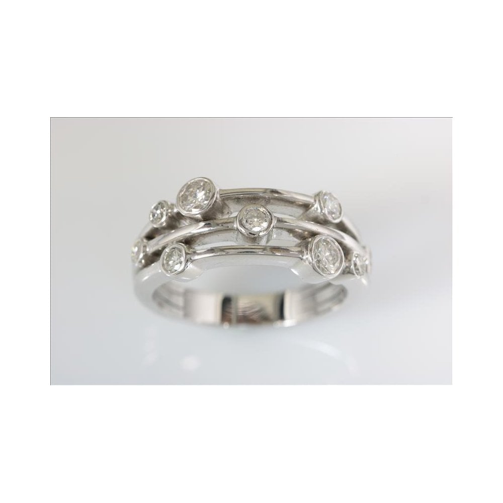 18ct White Gold Diamond Dress Ring 0.97ct