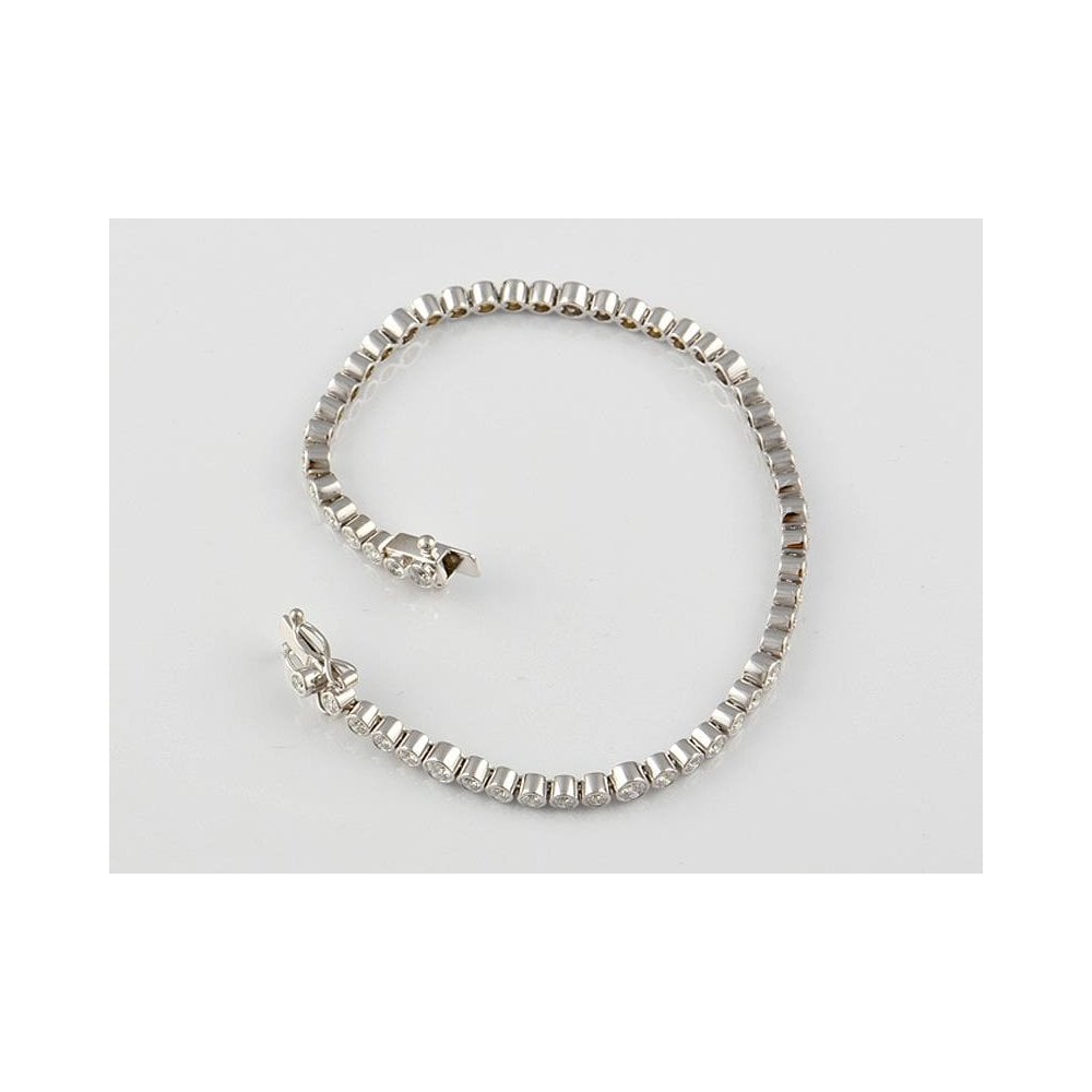 9ct White Gold Artisan Diamond Bracelet 3.18ct
