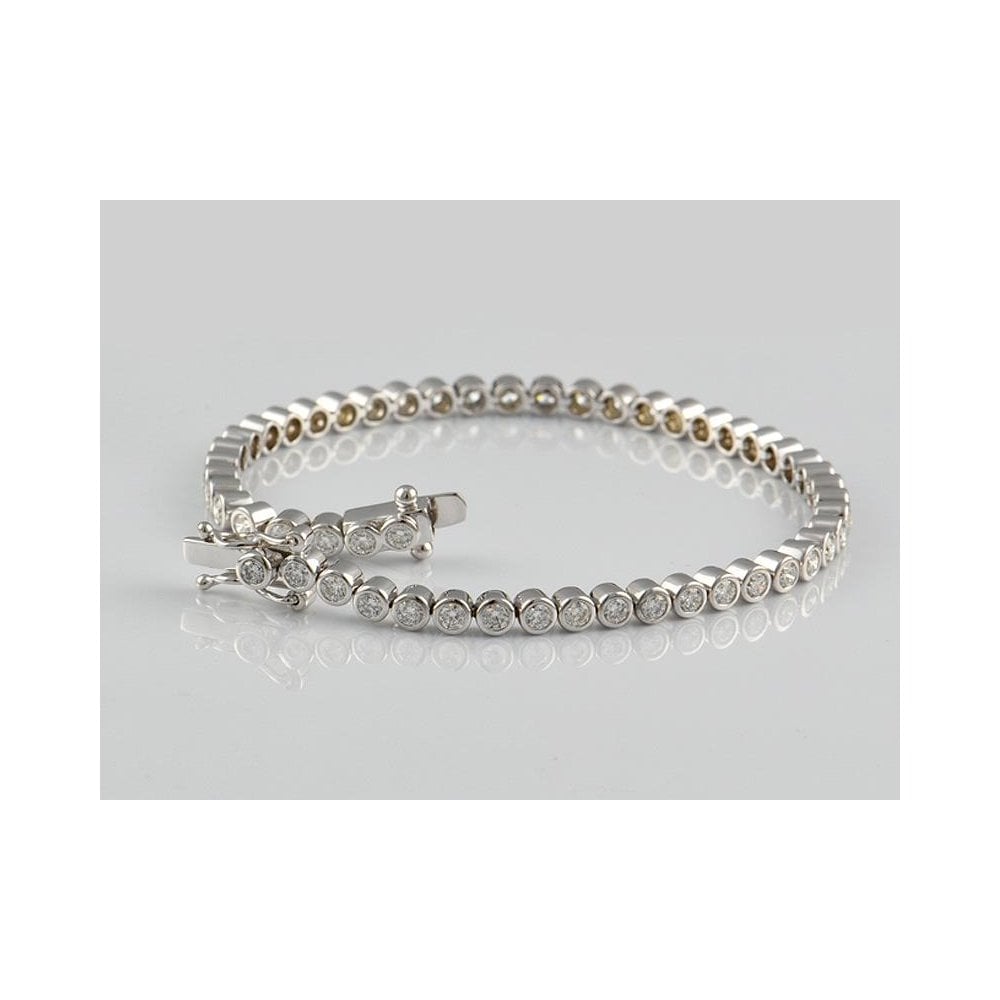 9ct White Gold Artisan Diamond Bracelet 3.05ct