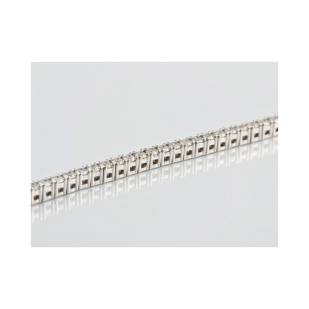9ct White Gold Artisan Diamond Bracelet 3.09ct