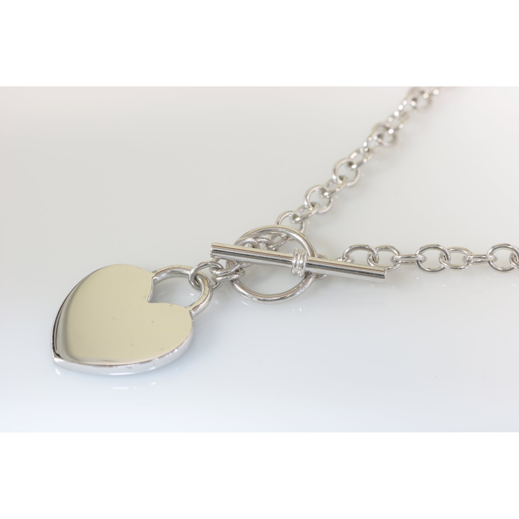 9ct White Gold Necklace with Heart Pendant and T bar Fastening