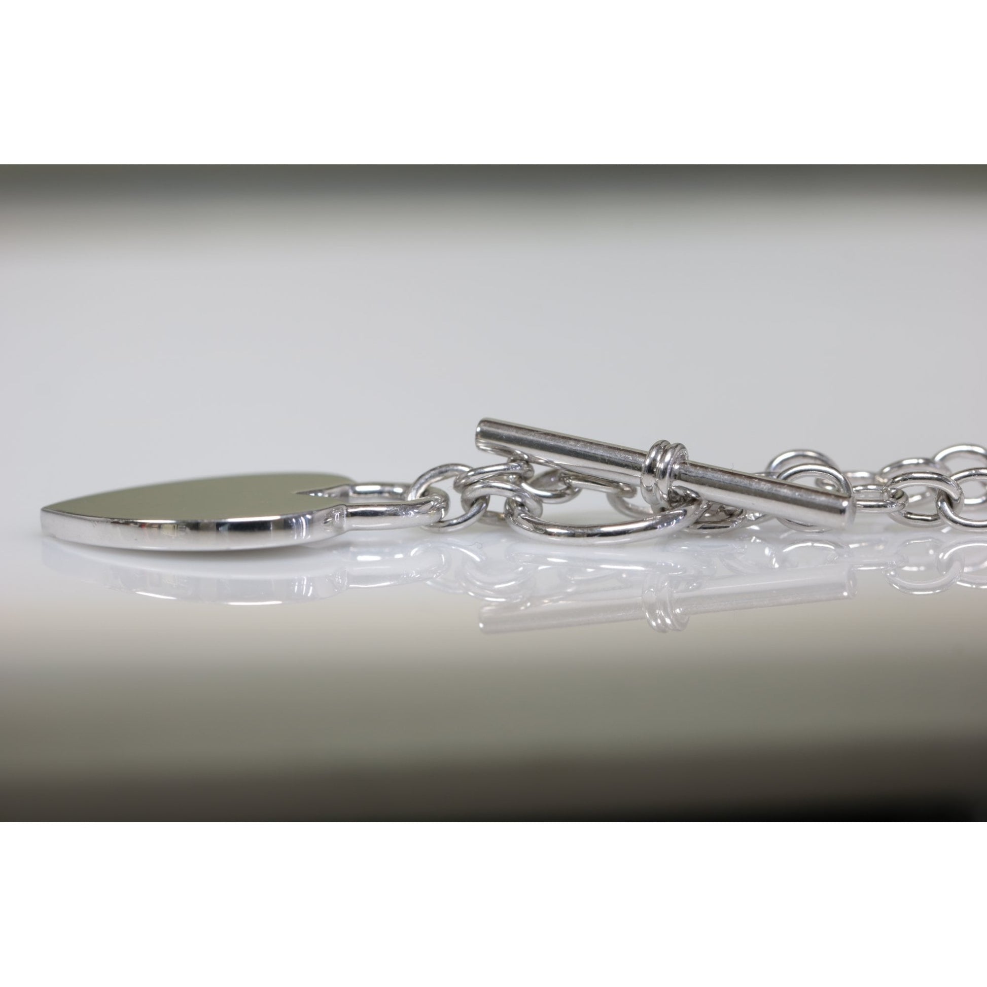 9ct White Gold Necklace with Heart Pendant and T bar Fastening