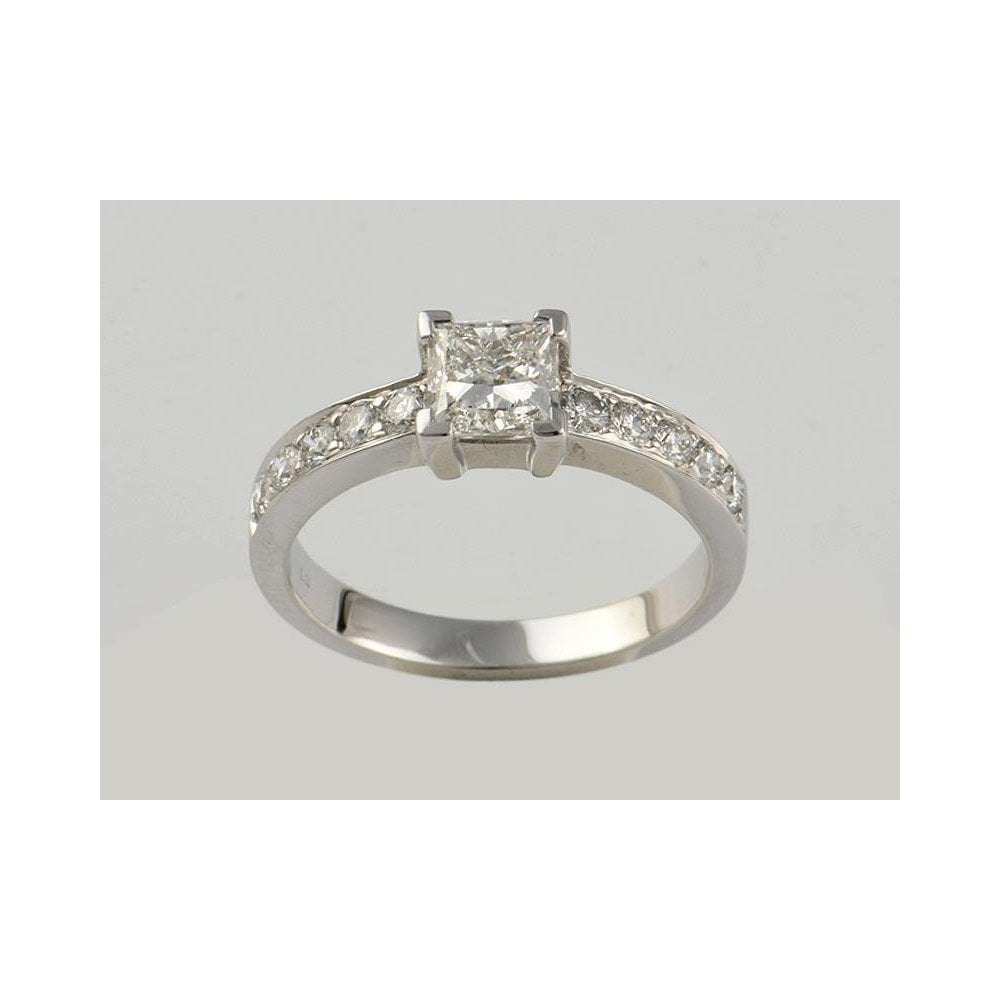 9ct White Gold Artisan Diamond Solitaire Ring With Diamond Set Shoulders 1.38ct